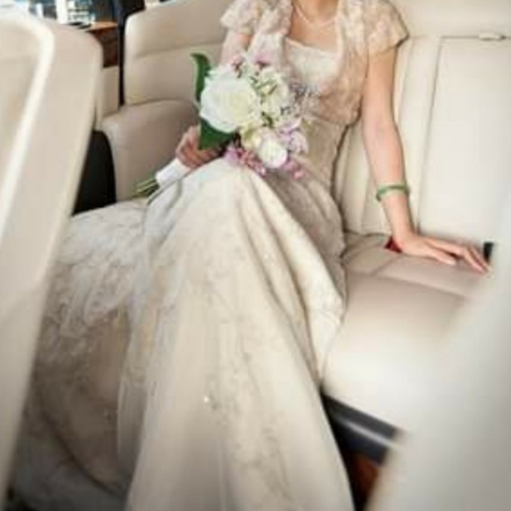Wedding dress